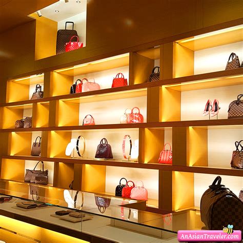 lv neverfull price in greenbelt|greenbelt makati city.